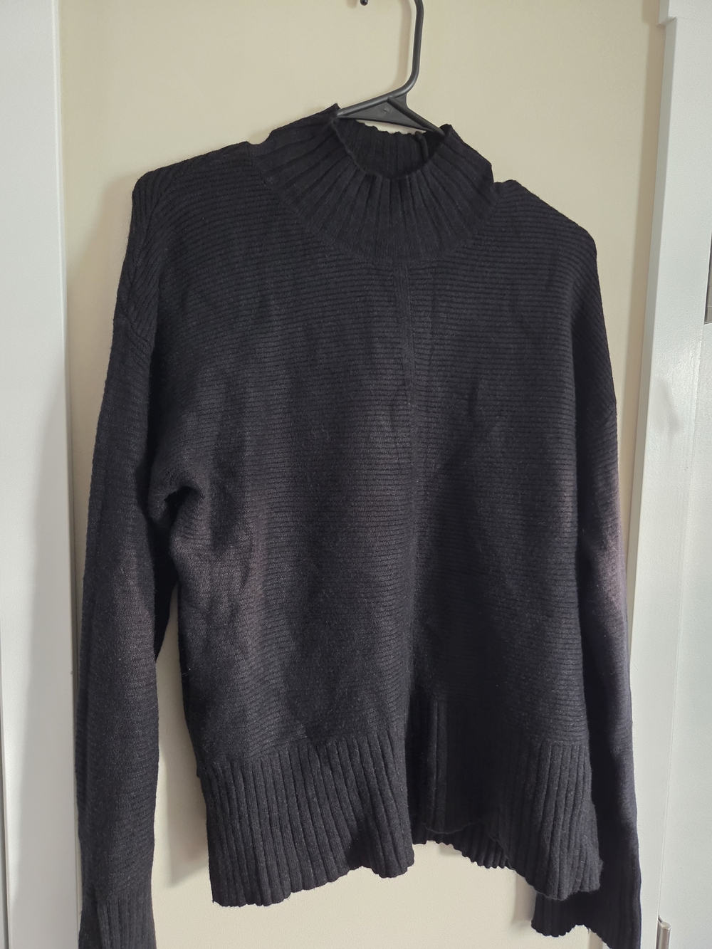 Cyrus Black Ribbed Mock Turtleneck Sweater Medium Goth Dark Academia Office Soft